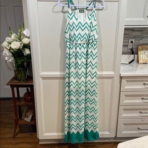 Maude Green and White Chevron Maxi Dress size large